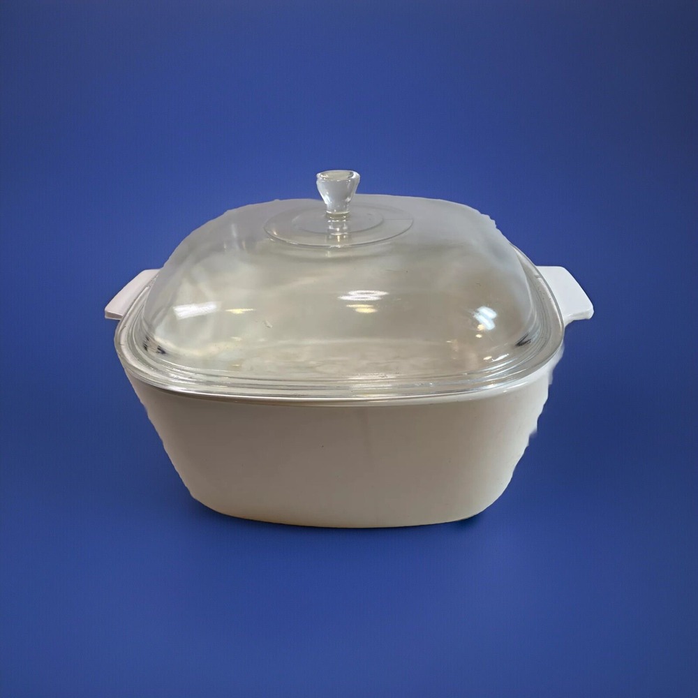 Corning Ware Winter Frost White Dutch Oven Casserole w Lid 4 1/2 Liter